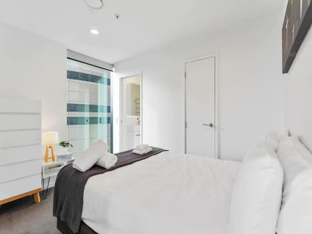Two Bedroom Apartment - Large Balcony Central Окленд Экстерьер фото